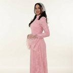 שמלה דגם שנהב