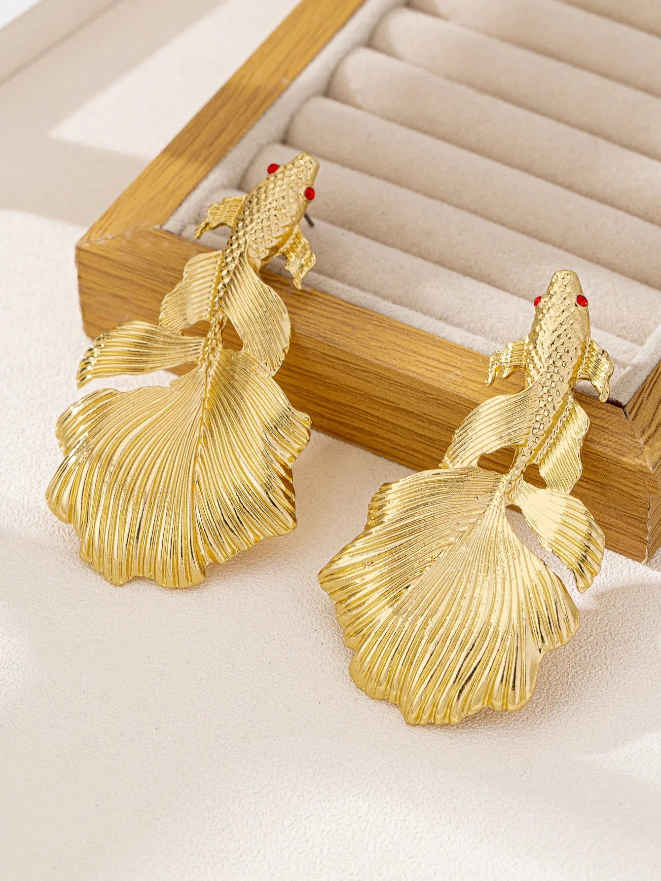 עגילים דגם קז'ואל